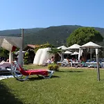 فندق Aloria Garden 4*