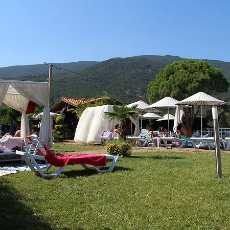Отель Aloria Garden 4*