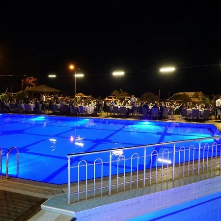 Aloria Garden Отель 4*