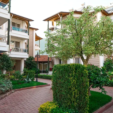 Aloria Garden