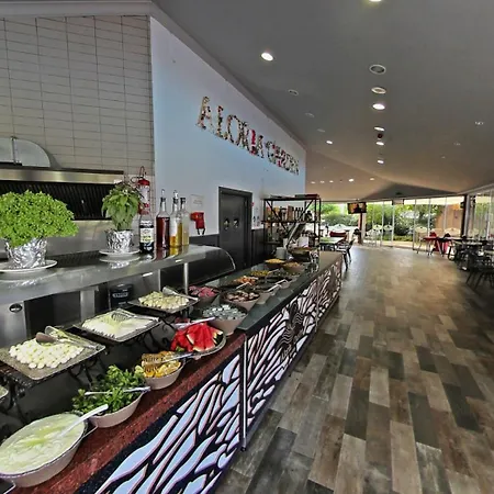 Aloria Garden Отель 4*