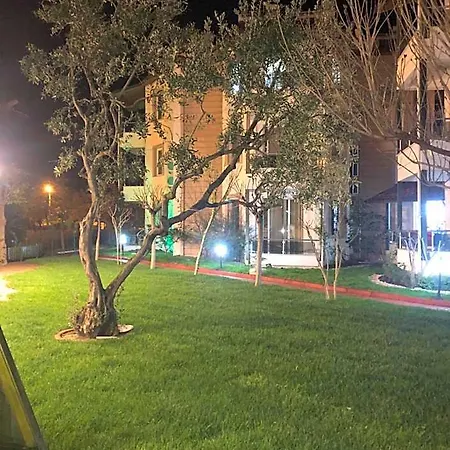 Отель Aloria Garden