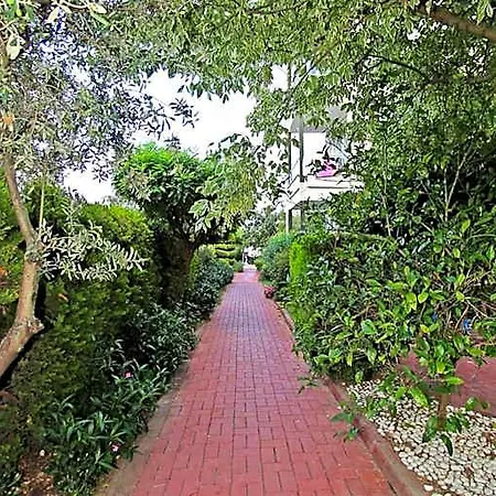 Ξενοδοχείο Aloria Garden Ερντέκ