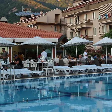 호텔 Aloria Garden 에르데크